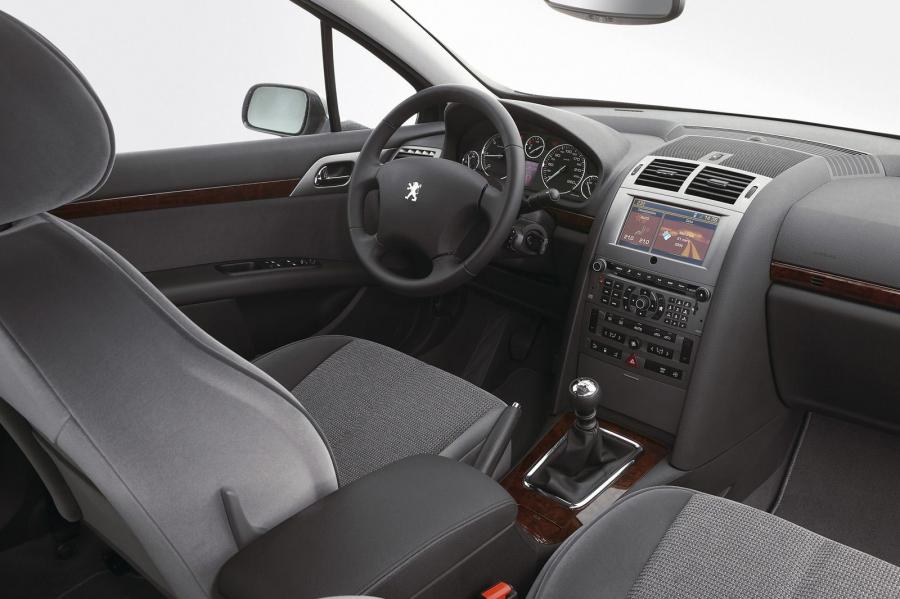  Peugeot 407 2005 года  (фото 70 из 81)